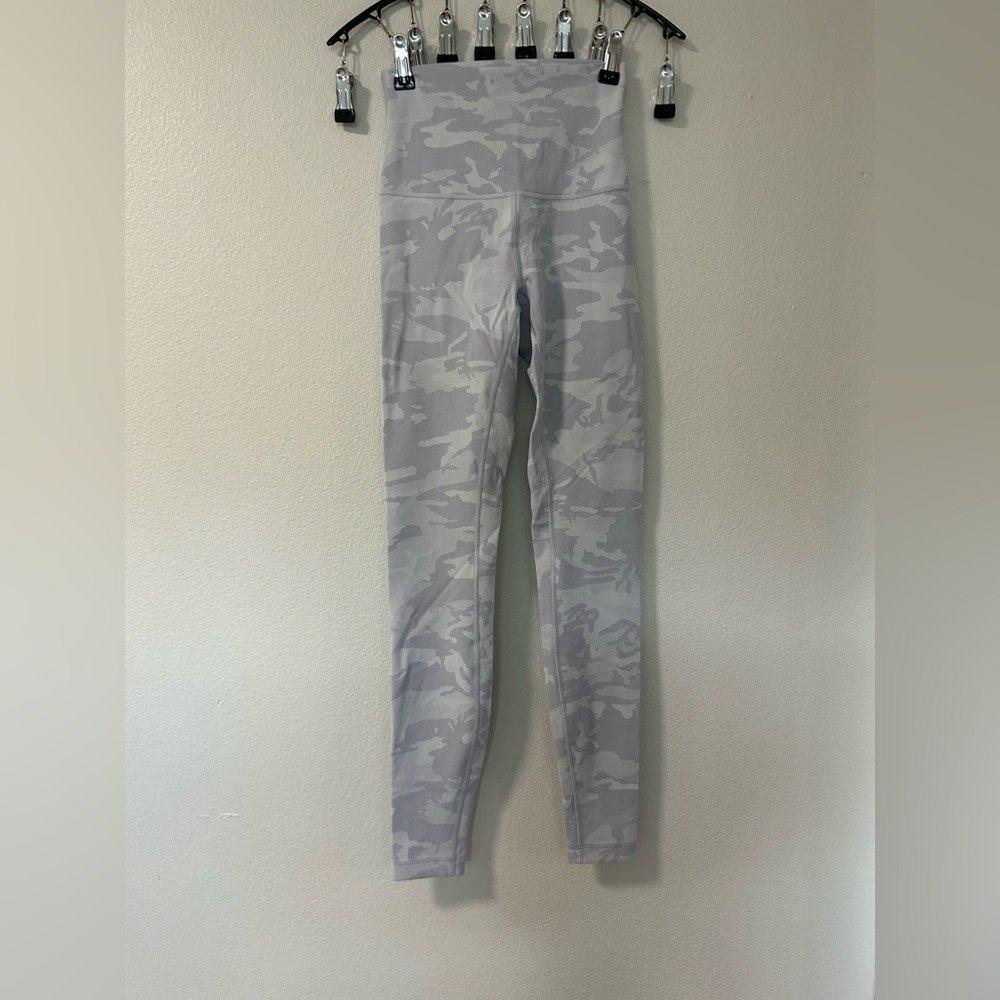 Lululemon White Camo Full-Length Ribbed Leggings